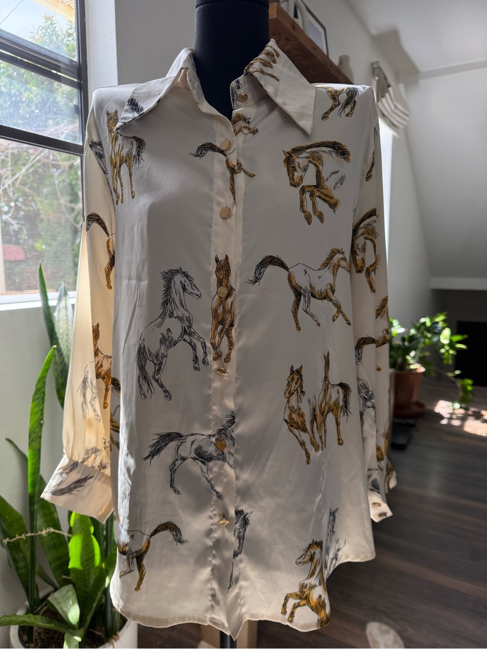 Women’s Cream Horse-Print Button Front Blouse